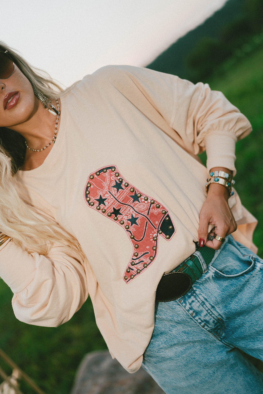 Appa Boot Crewneck