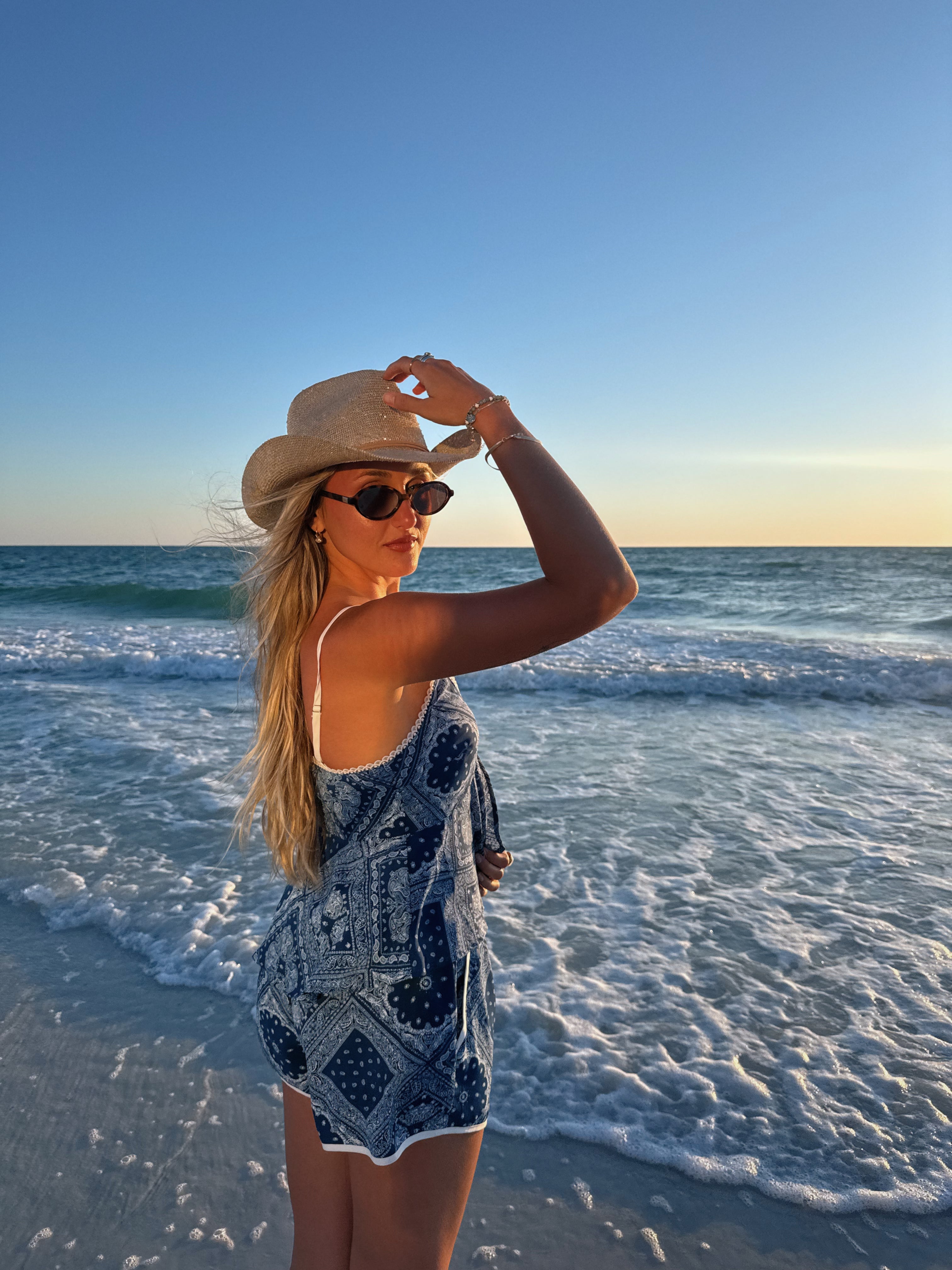 Tops – Appa Blue